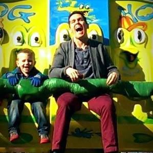 Meet your Posher, Dustin